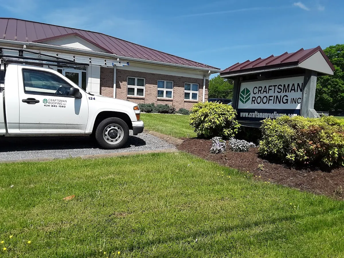 Quality Roof Replacement by experienced craftsmen in Springbrook West
